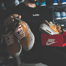 Load image into Gallery viewer, Love Tee