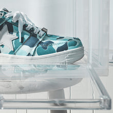 Load image into Gallery viewer, Clear 360 Degree Sneaker Display Case
